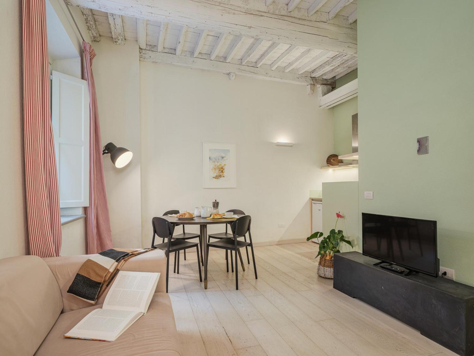 Residenza Degli Artisti Apartments ลุคคา ภายนอก รูปภาพ