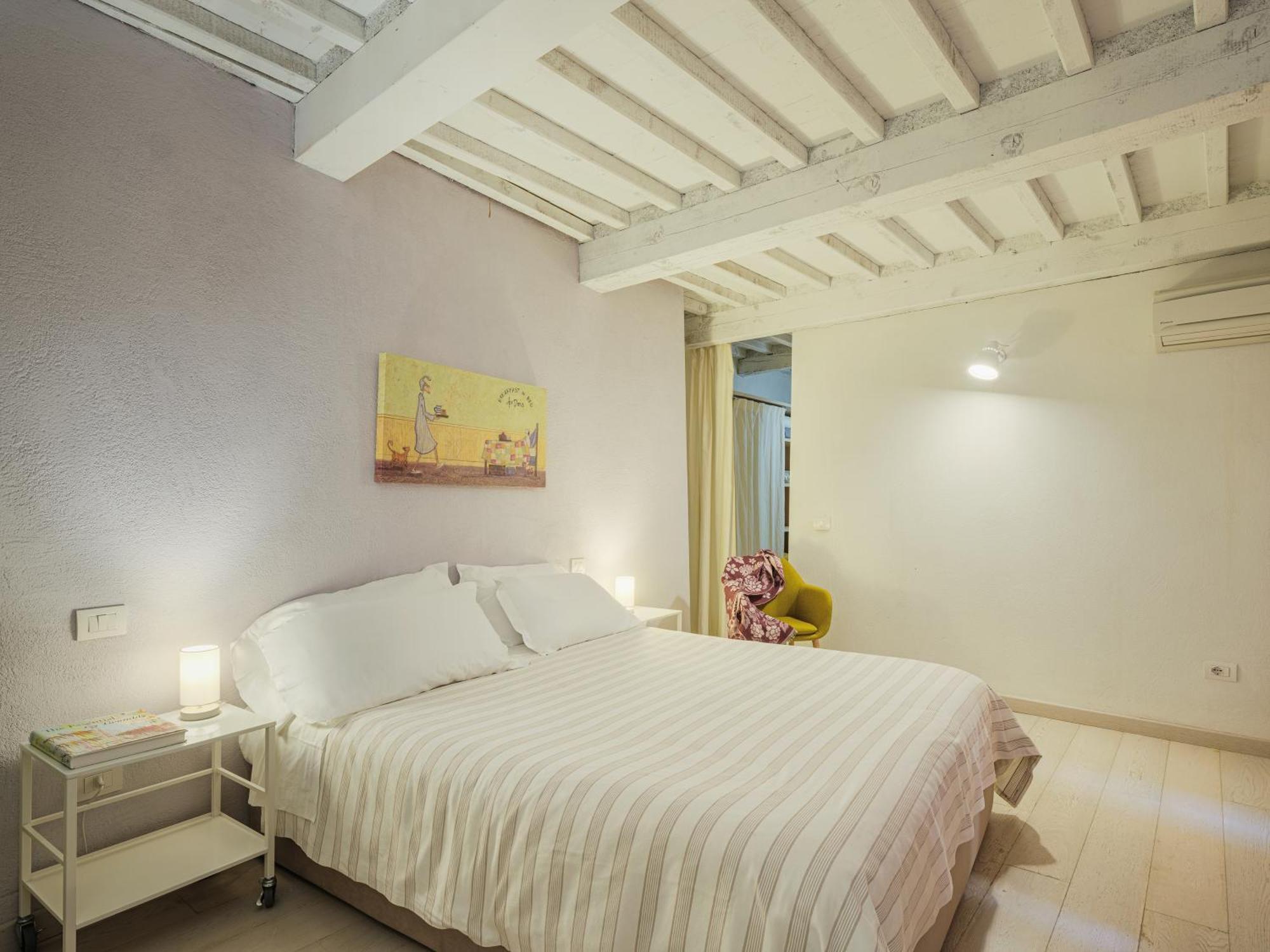 Residenza Degli Artisti Apartments ลุคคา ภายนอก รูปภาพ