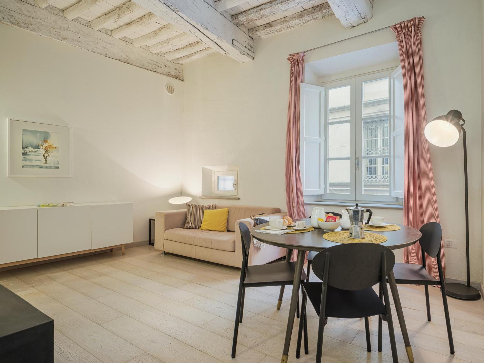 Residenza Degli Artisti Apartments ลุคคา ภายนอก รูปภาพ