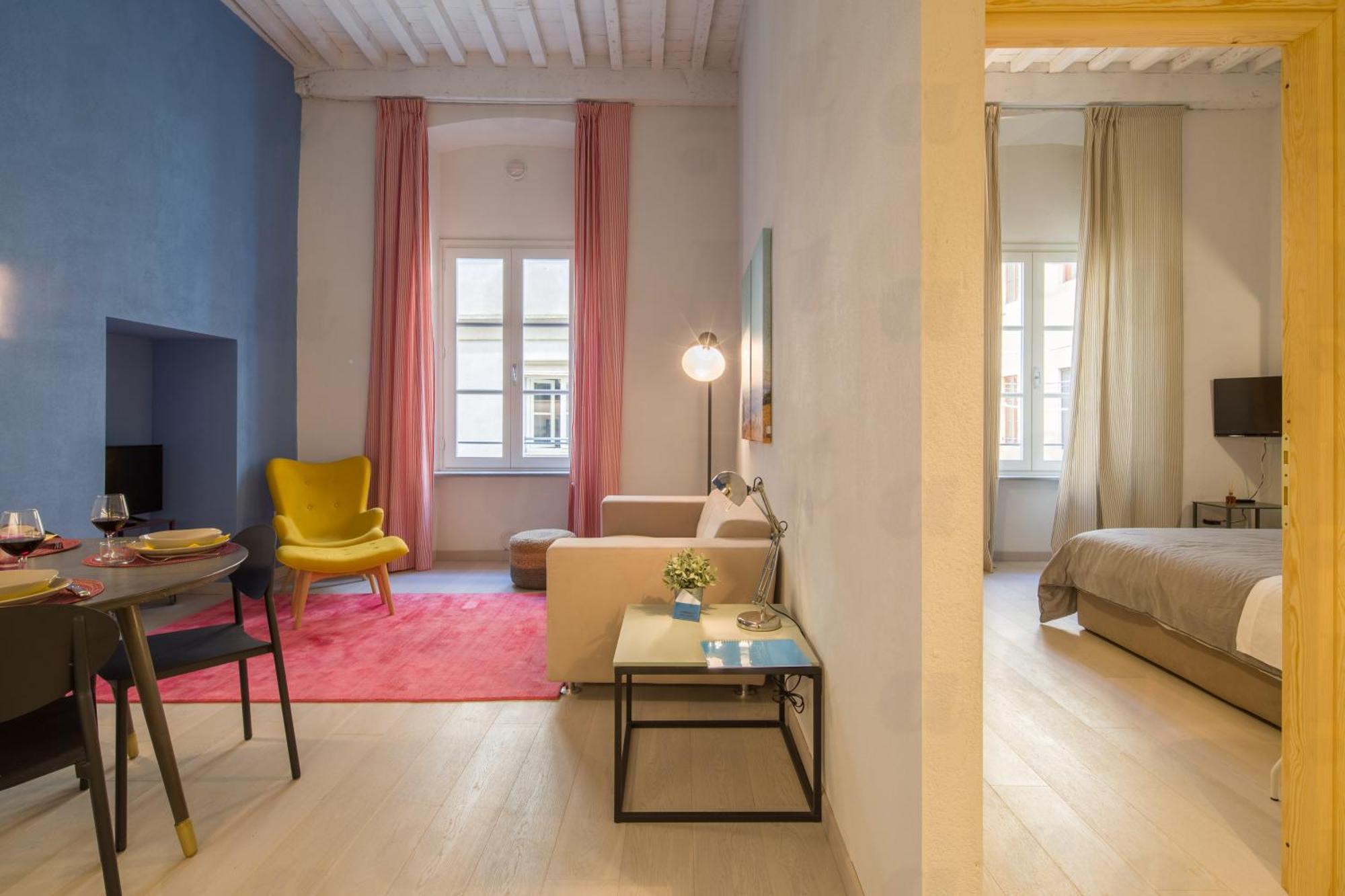Residenza Degli Artisti Apartments ลุคคา ภายนอก รูปภาพ